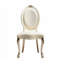 Chaise en bois sculpté blanc avec rembourrage en cuir beige 45 x 45 x 100cm